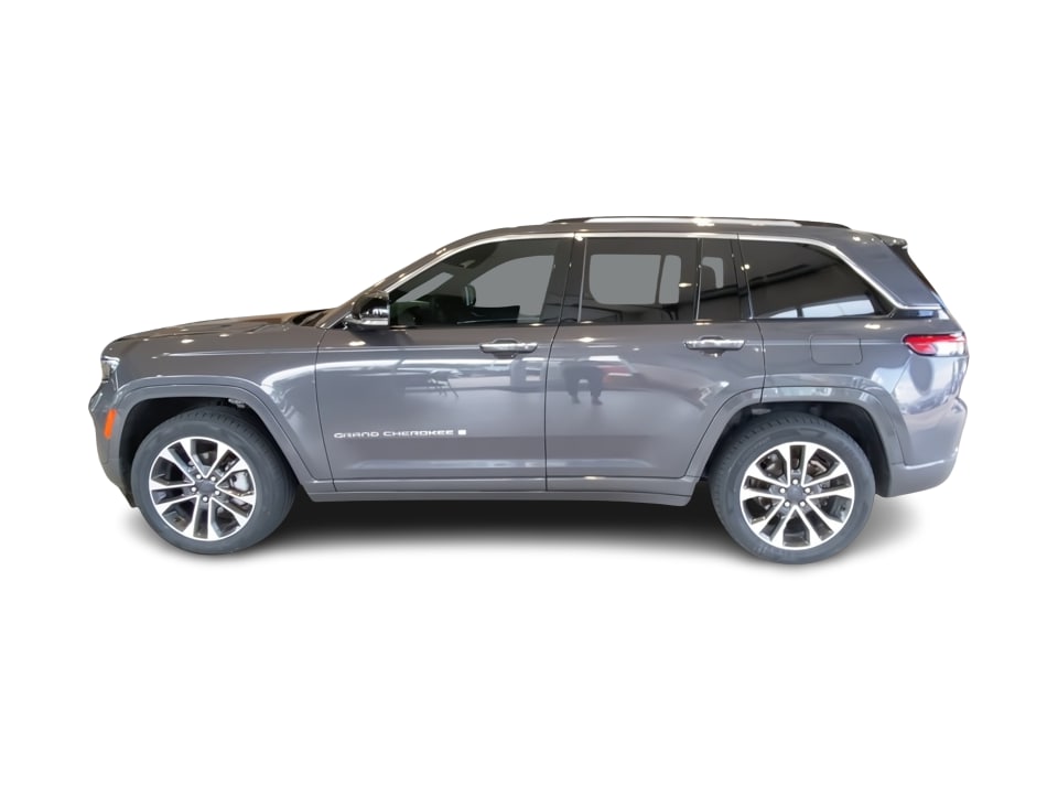 Thumbnail: 2023 Jeep Grand Cherokee - 16