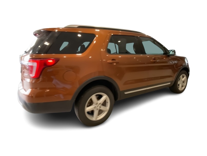 Thumbnail: 2017 Ford Explorer - 18