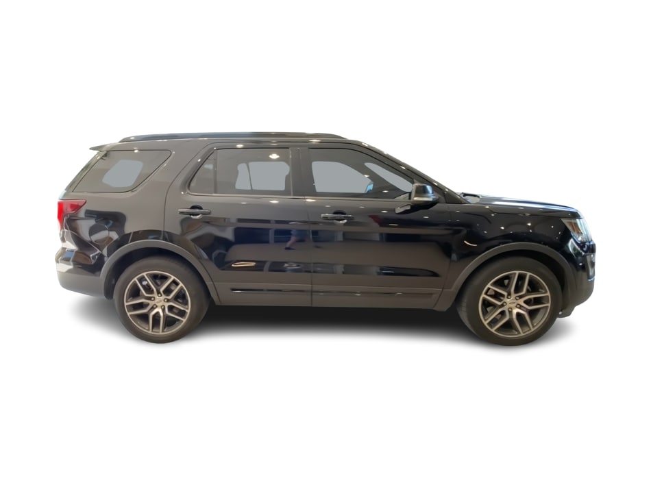 Thumbnail: 2016 Ford Explorer - 19