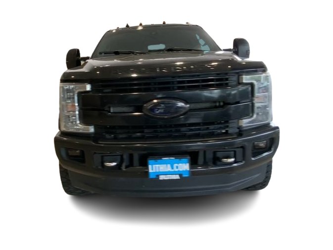 Thumbnail: 2019 Ford F-250 - 4