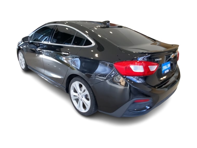 Thumbnail: 2016 Chevrolet Cruze - 4