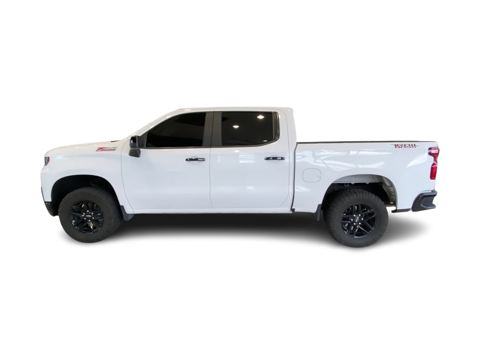 Thumbnail: 2020 Chevrolet Silverado 1500 - 3