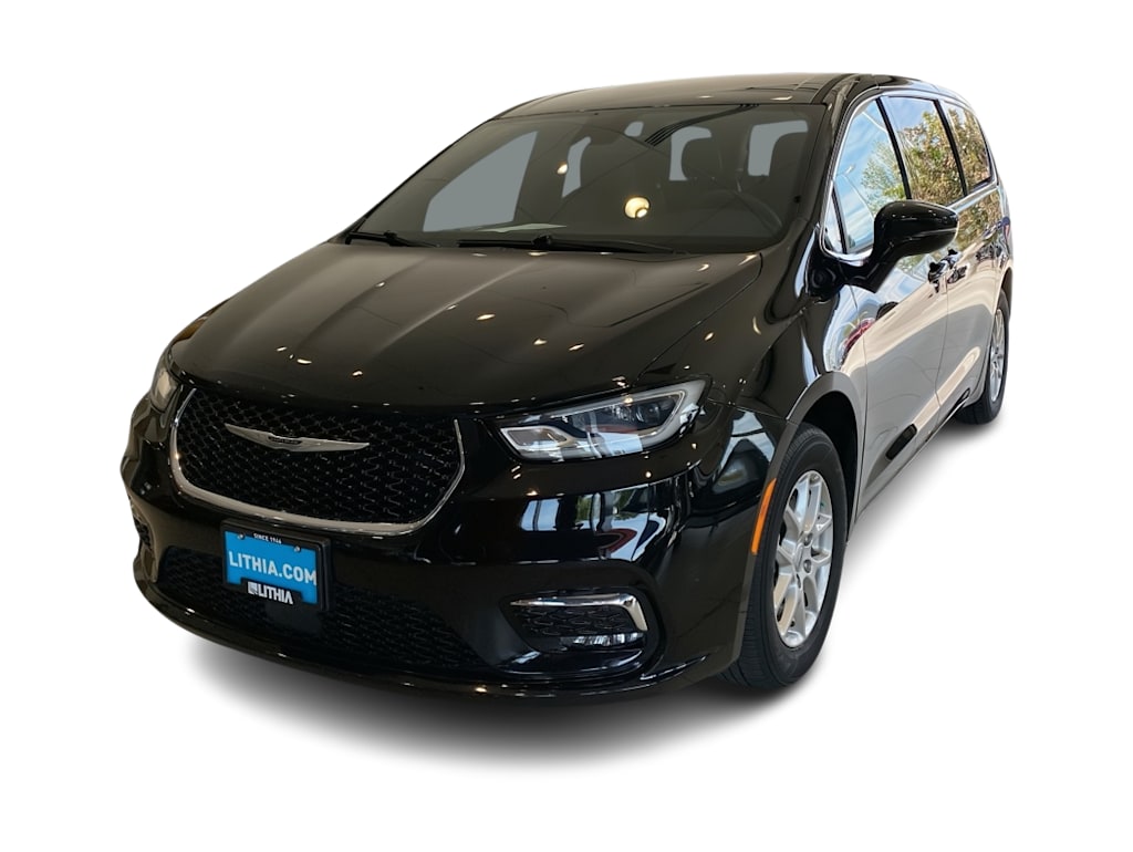 Thumbnail: 2025 Chrysler Pacifica - 5