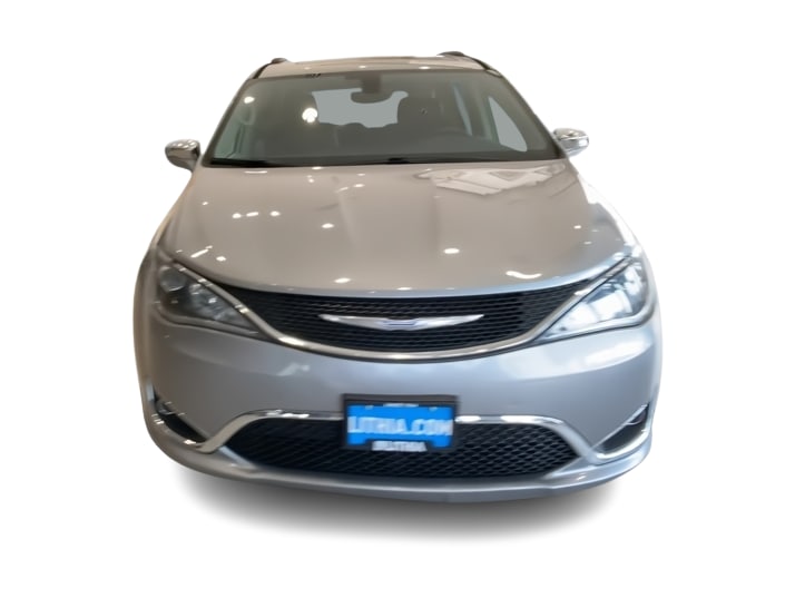 Thumbnail: 2018 Chrysler Pacifica - 6