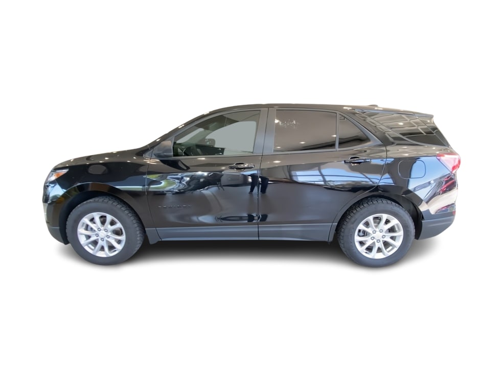 Thumbnail: 2021 Chevrolet Equinox - 3
