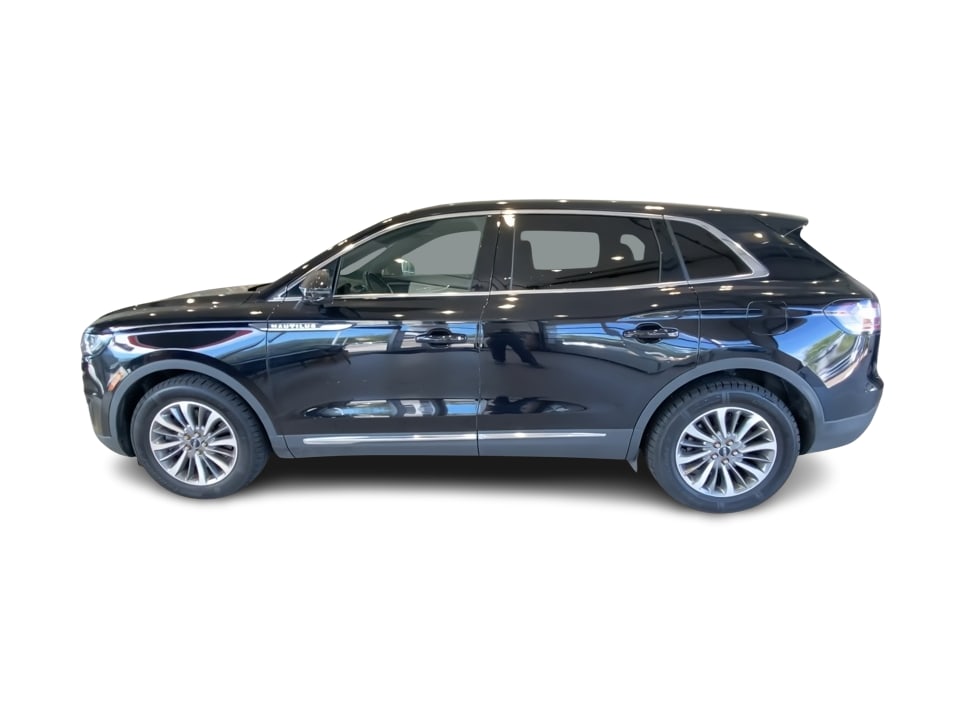 Thumbnail: 2019 Lincoln Nautilus - 3