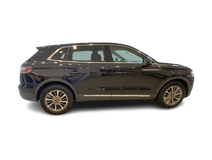 Thumbnail: 2019 Lincoln Nautilus - 18