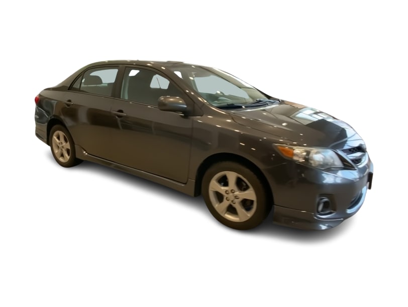 Thumbnail: 2013 Toyota Corolla - 16
