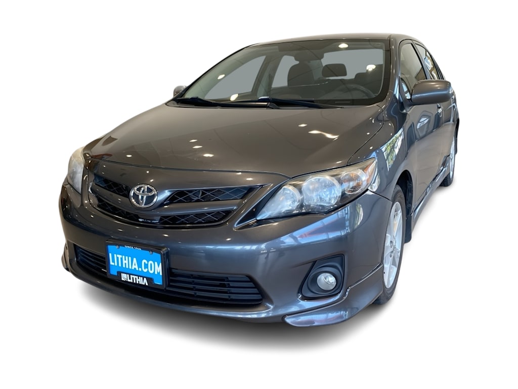 Thumbnail: 2013 Toyota Corolla - 6