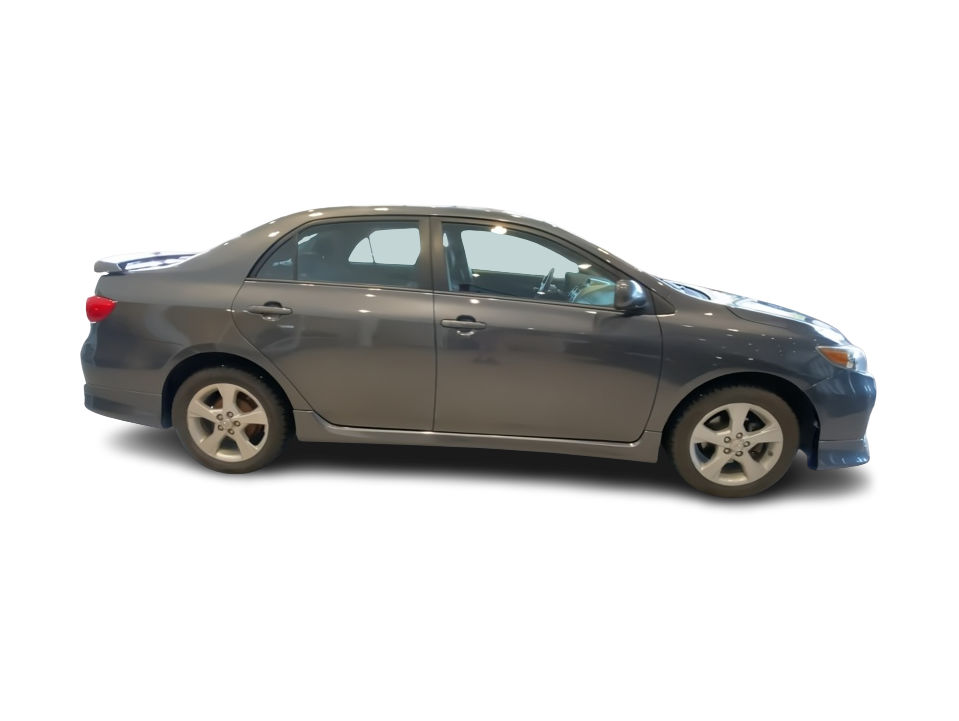 Thumbnail: 2013 Toyota Corolla - 19