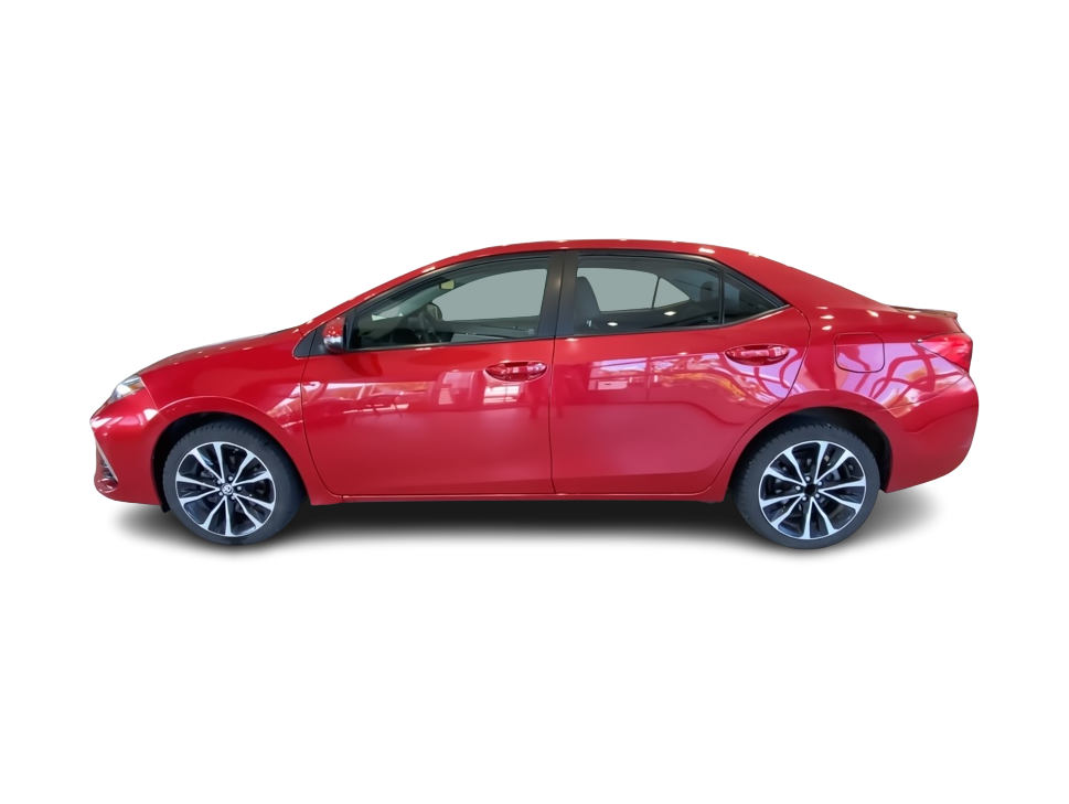 Thumbnail: 2017 Toyota Corolla - 3