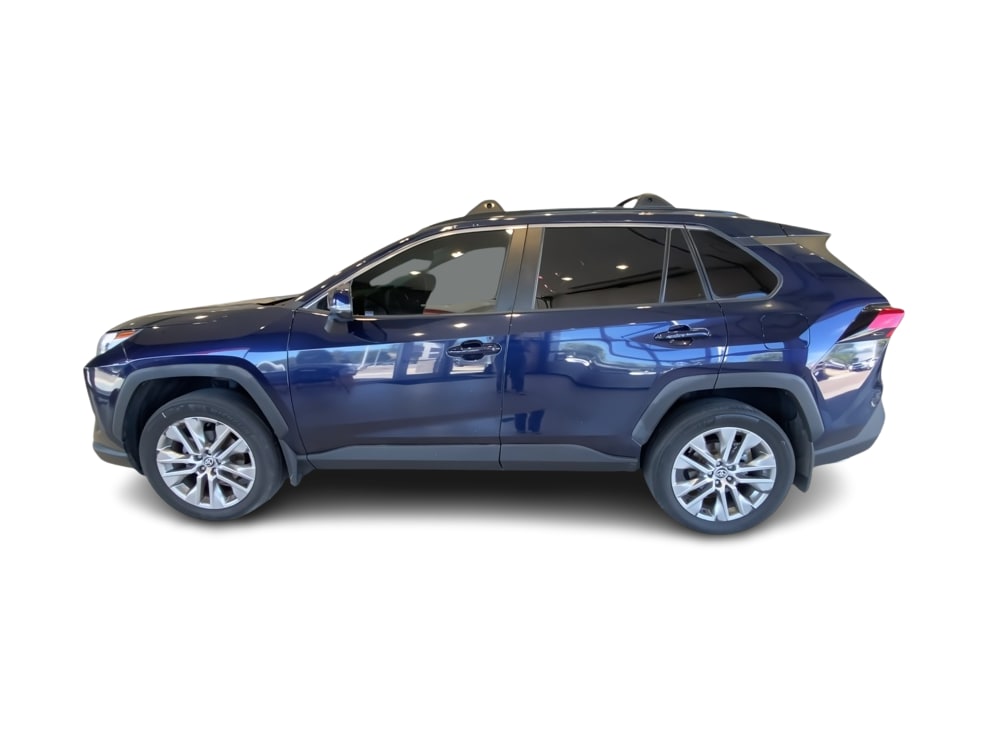 Thumbnail: 2022 Toyota RAV4 - 3