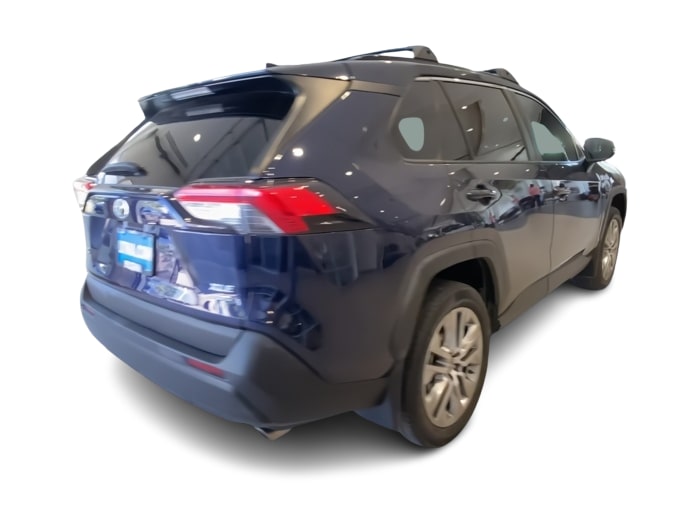 Thumbnail: 2022 Toyota RAV4 - 19