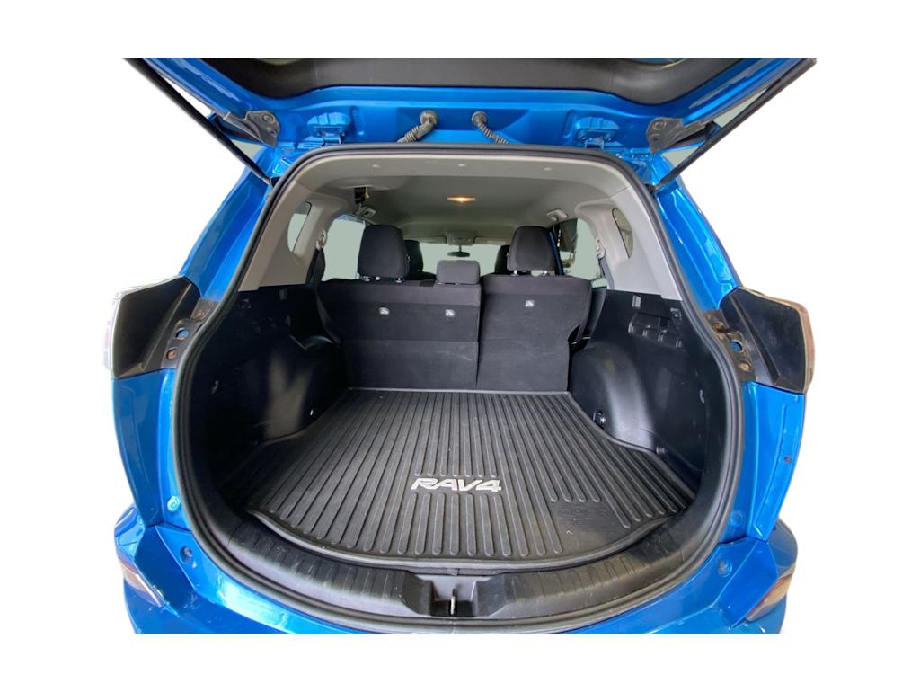 Thumbnail: 2016 Toyota RAV4 - 13