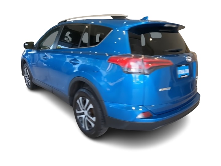 Thumbnail: 2016 Toyota RAV4 - 16