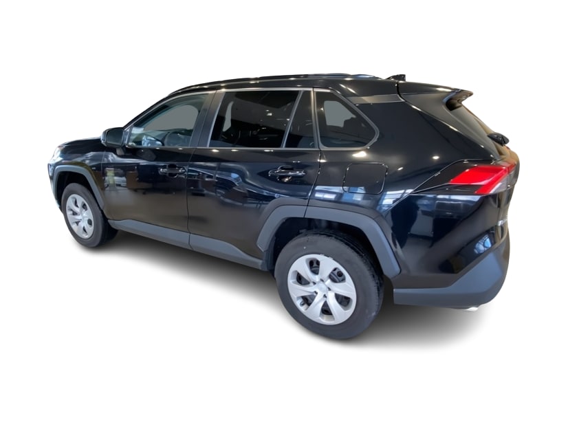Thumbnail: 2021 Toyota RAV4 - 17