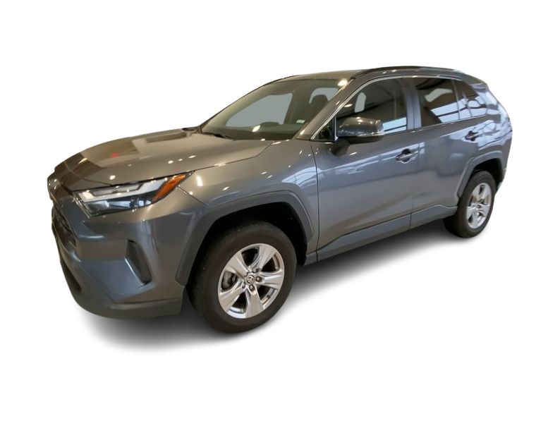 2022 Toyota RAV4 XLE 18