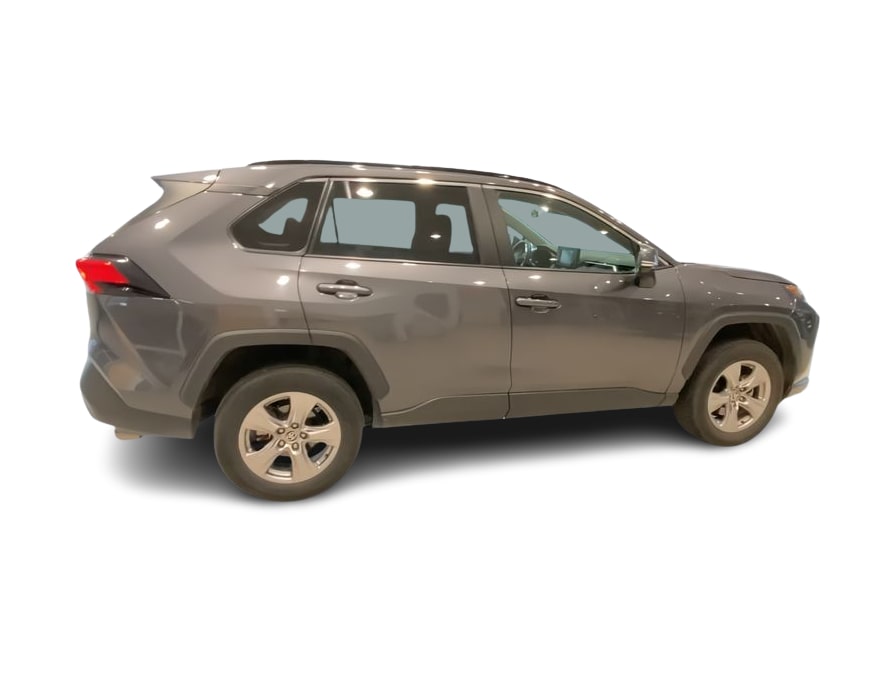 2022 Toyota RAV4 XLE 20