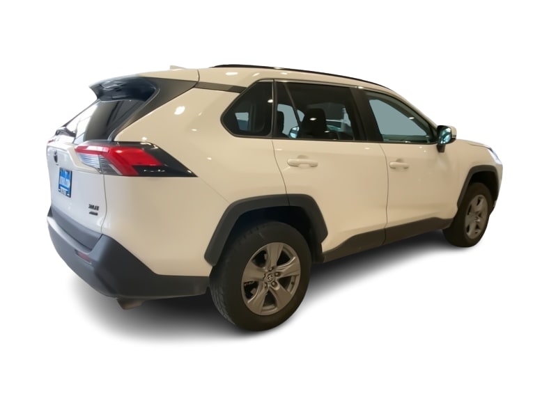 Thumbnail: 2023 Toyota RAV4 - 18