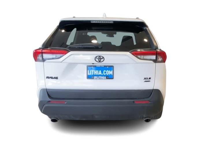 Thumbnail: 2023 Toyota RAV4 - 17