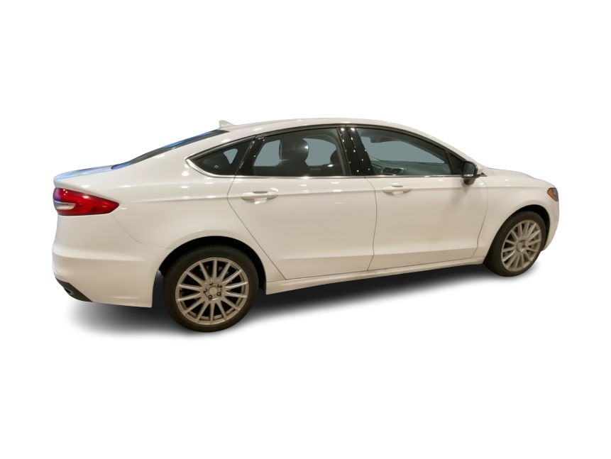 Thumbnail: 2020 Ford Fusion - 18