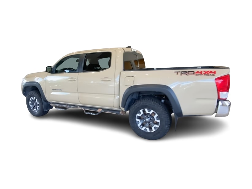 Thumbnail: 2017 Toyota Tacoma - 18