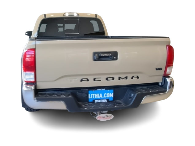 Thumbnail: 2017 Toyota Tacoma - 4