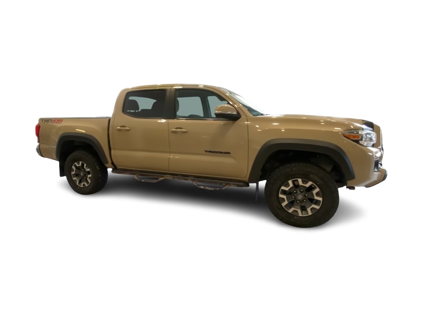 Thumbnail: 2017 Toyota Tacoma - 17