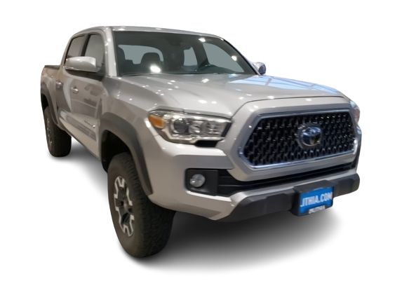 Thumbnail: 2019 Toyota Tacoma - 4