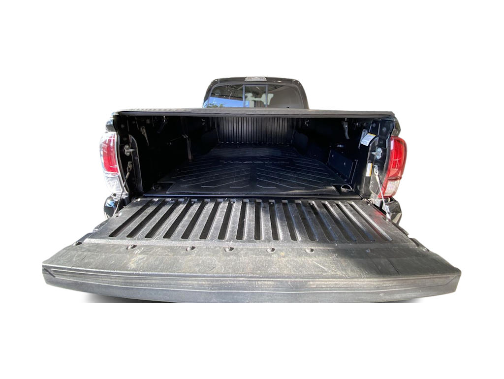 Thumbnail: 2021 Toyota Tacoma - 14