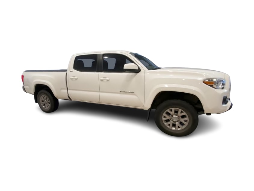 2016 Toyota Tacoma SR5 17