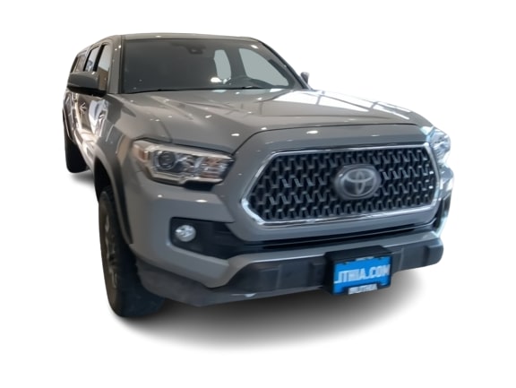 Thumbnail: 2018 Toyota Tacoma - 5