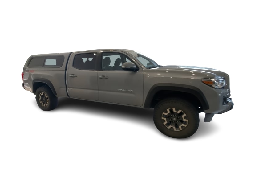 Thumbnail: 2018 Toyota Tacoma - 16