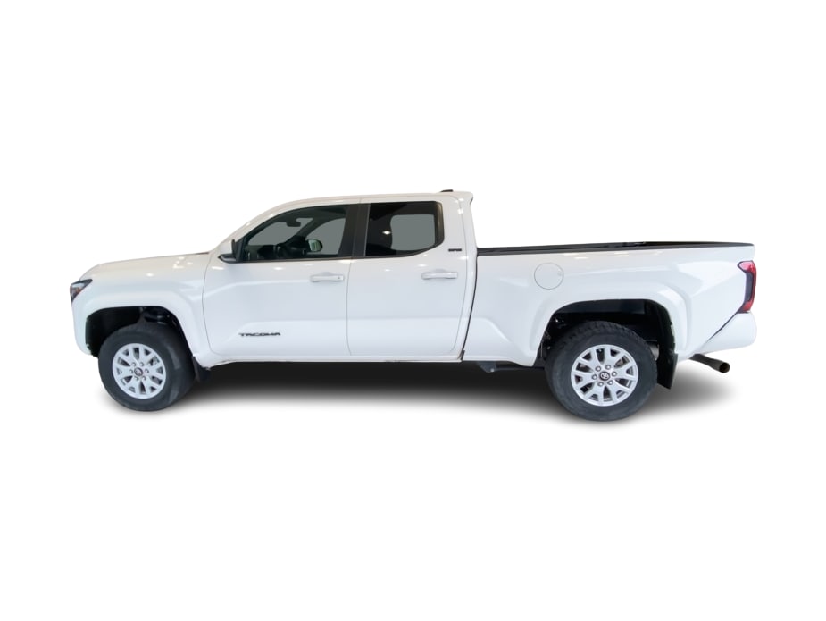 Thumbnail: 2024 Toyota Tacoma - 3
