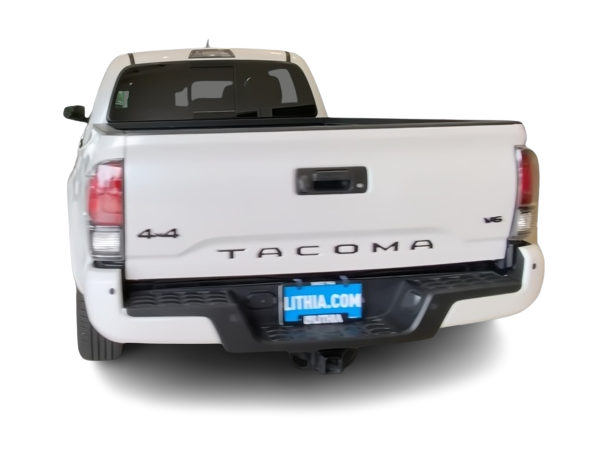 Thumbnail: 2023 Toyota Tacoma - 17