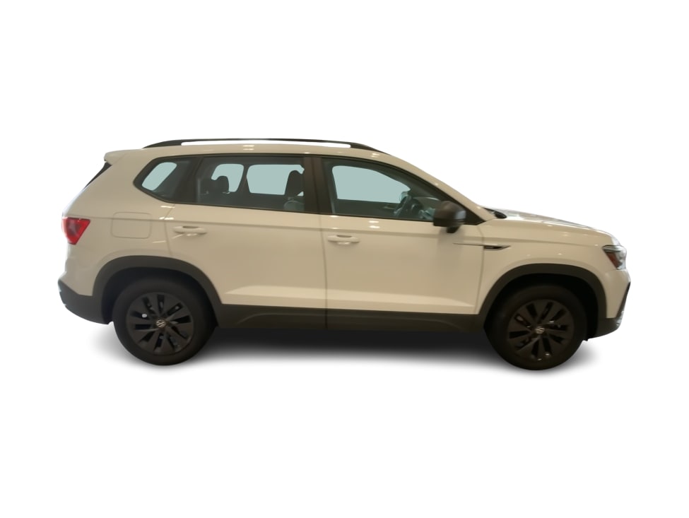 Thumbnail: 2022 Volkswagen Taos - 20
