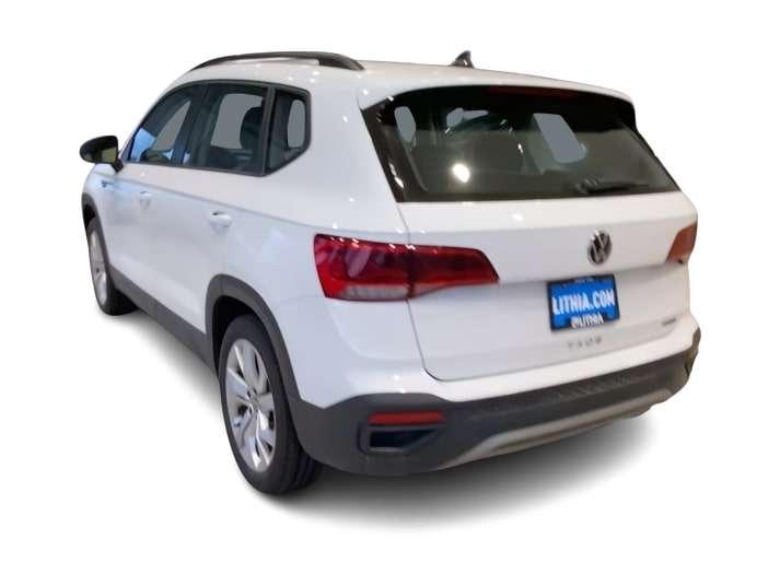 Thumbnail: 2023 Volkswagen Taos - 4