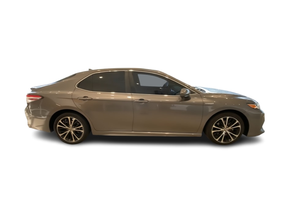 Thumbnail: 2020 Toyota Camry - 18