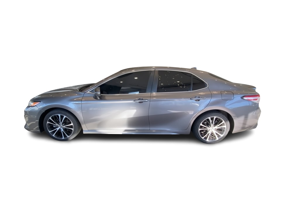 Thumbnail: 2020 Toyota Camry - 3