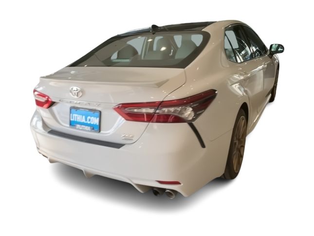 Thumbnail: 2022 Toyota Camry - 16
