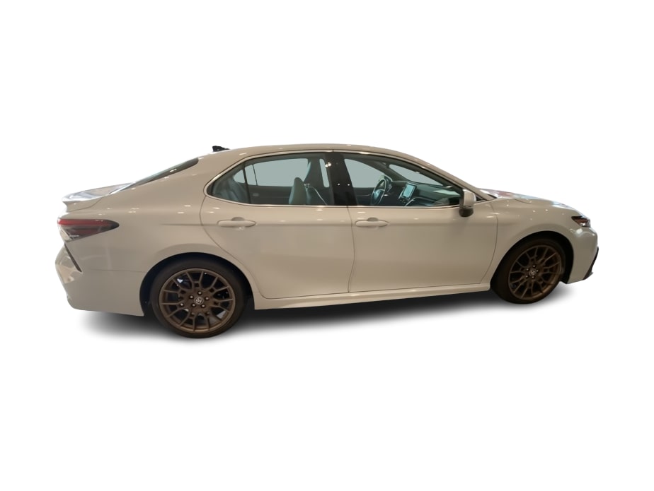 Thumbnail: 2022 Toyota Camry - 17