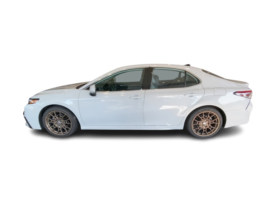 Thumbnail: 2022 Toyota Camry - 3