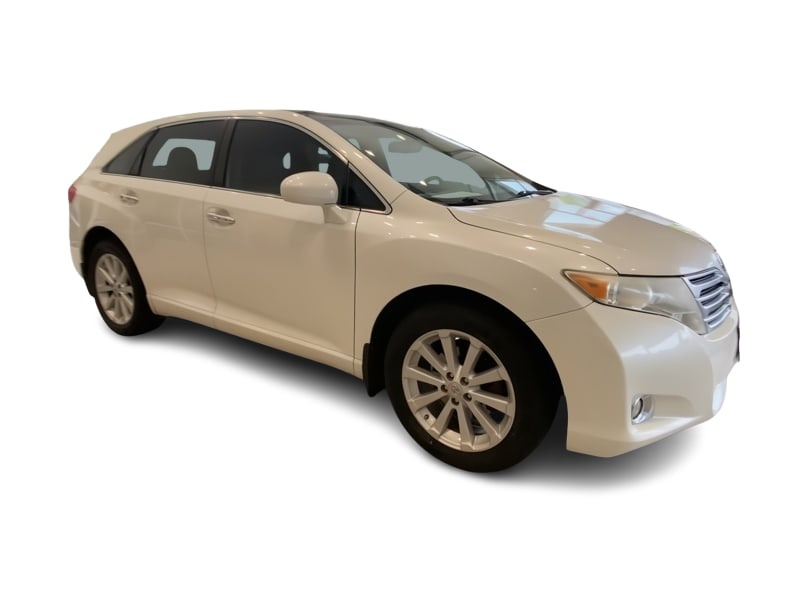 Thumbnail: 2012 Toyota Venza - 17