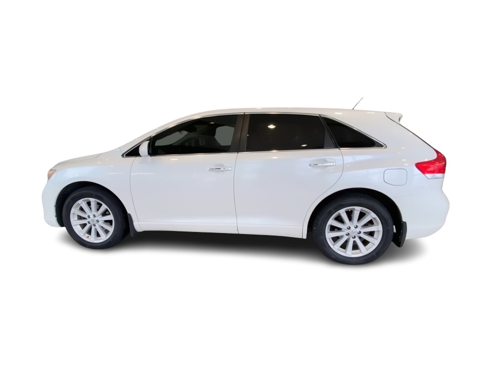Thumbnail: 2012 Toyota Venza - 3