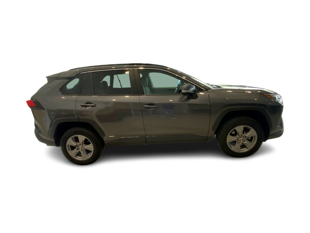 Thumbnail: 2022 Toyota RAV4 - 20