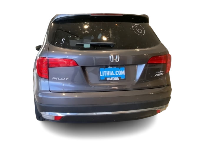 Thumbnail: 2017 Honda Pilot - 4