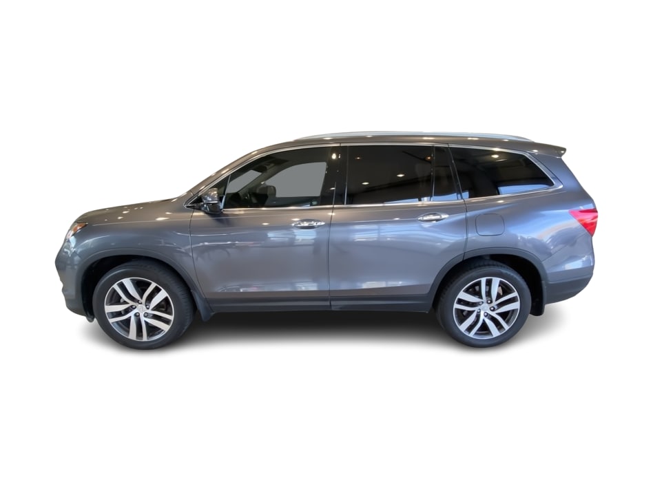 Thumbnail: 2017 Honda Pilot - 3