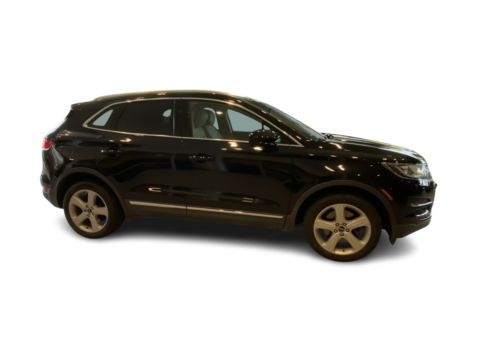 Thumbnail: 2017 Lincoln MKC - 21