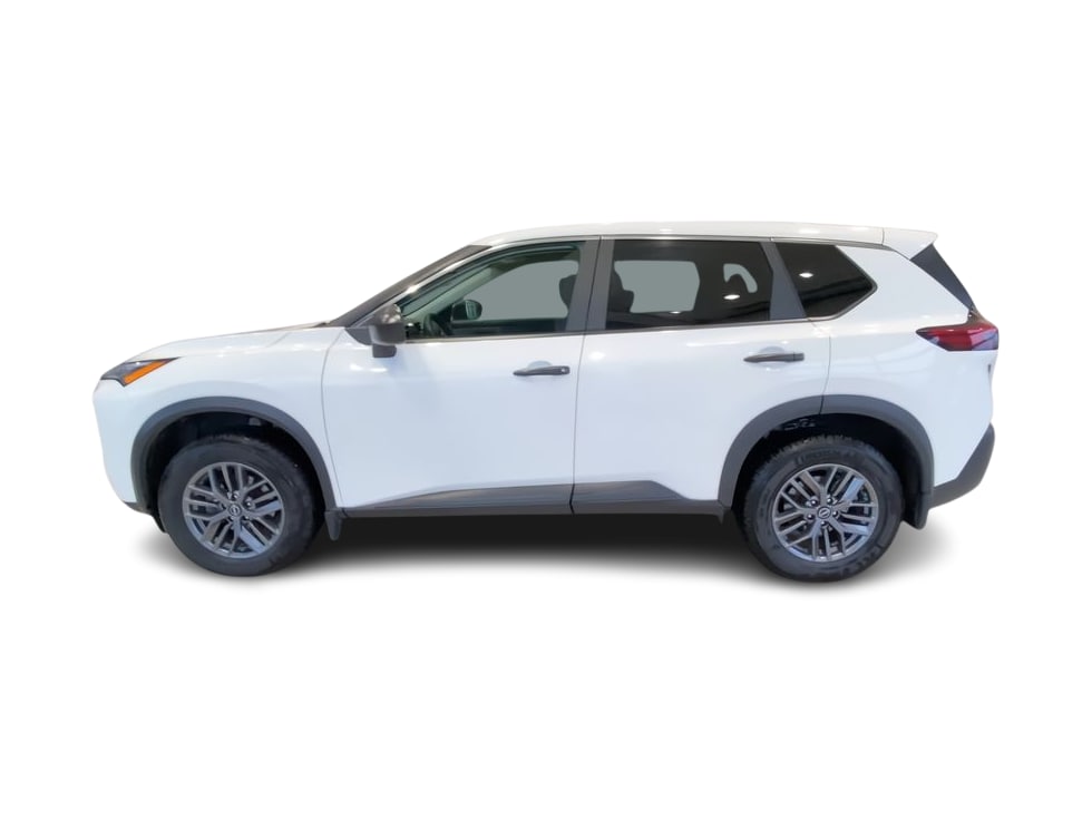 2023 Nissan Rogue S 3