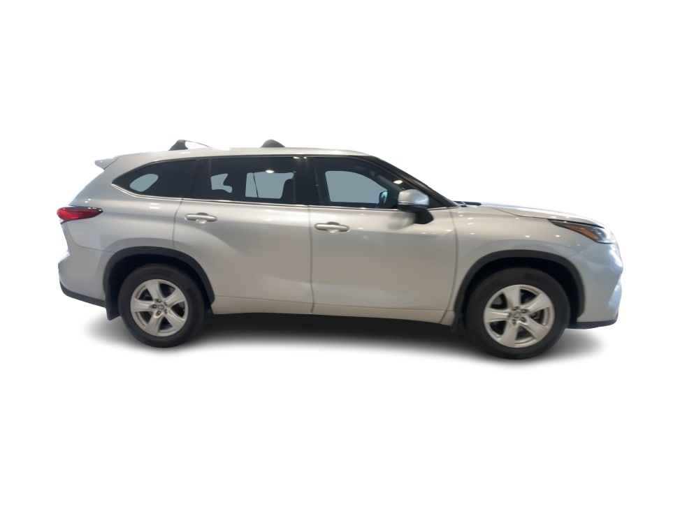 Thumbnail: 2021 Toyota Highlander - 20